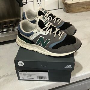 New Balance 997H Wide - Gray, Green, and Black